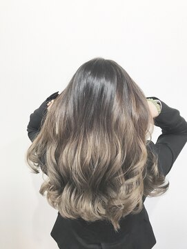 ラブロ サロン(Salon) 外国人風バレイヤージュスタイル