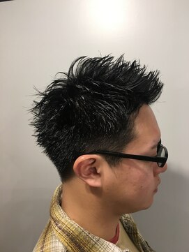 ベラヘアー(Bella Hair) 束感刈り上げショート