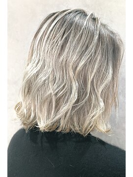 ミル(1001 mille) バレーヤージュでベージュカラー【1001mille】