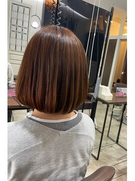 プラスディー(+D) 丸みボブ