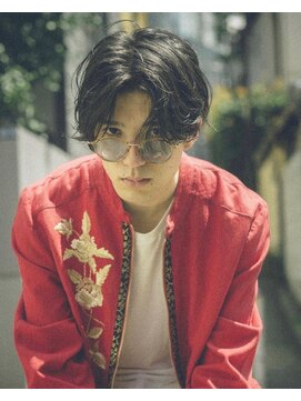 ベル 銀座5丁目店(Belle) 短すぎる髪が苦手な男性へ！センターパートマッシュ　黒髪メンズ