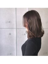 ジル ヘアデザイン ナンバ(JILL Hair Design NAMBA) グレージュ/JILL