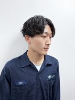 ロロン(LORONG)&nbsp;メンズスタイル　パーマスタイル　　センターパート