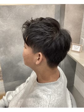 サプール(SAPEUR) アップバングで爽やかショート