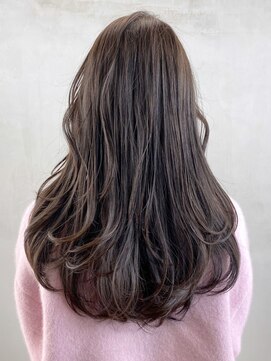 アイティー バイ アルバム 浦和店(IT by ALBUM) グレージュロング_斜めバンググレージュカラーシルキー_ba447701