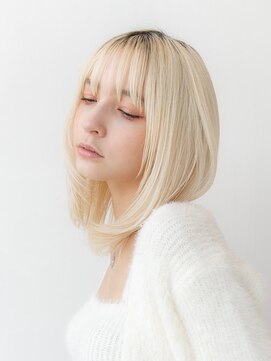 イオ 本厚木(io) ミディアムレイヤー美髪質改善ハイトーン艶髪似合わせカット