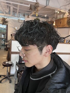 アイノベル(‘Inovel’) スチームパーマー+デザインカット+トリートメン