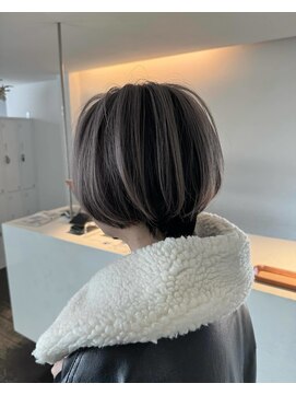 ヨルプラスディ(yoru+D) ホワイトアンブレラカラー