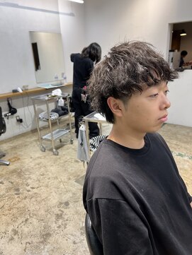 ザデイトウキョウ 表参道 青山(THE DAY TOKYO) ツイストスパイラル/メンズカット