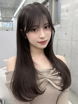 エヌアイ オモテサンドウ(ni omotesando) ワンカールで可愛いレイヤーカット 顔周りカット