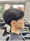 刈り上げセンターパートテーパーフェードカットニュアンスパーマ