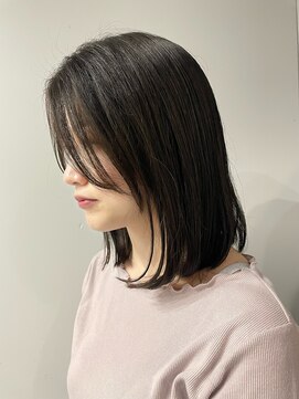 ティック 福井鯖江店(tic.) 艶ストレートヘア/ミディアムヘア/大人