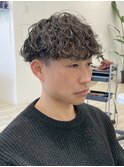 秋田メンズパーマ波巻きスパイラルパーマセンターパートフェード