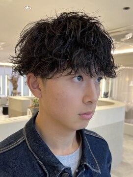 ビビバイベル(BiVi by BHEL) 三重桑名シャドウパーママッシュ緩めセンターパート