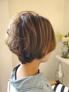 クロワ(croix) 大人ショートヘア