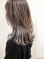 ハロ 蕨(HALO)&nbsp;アッシュベージュ×パープルシルバーインナーカラー