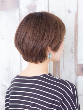 サルビア(Salvia) 〈サルビア美畑町〉ルビオナオーガニックヘナカラーマッシュボブ