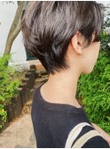 首なが効果バツグン!耳かけショート