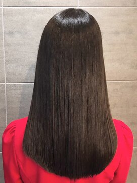 ナナナ パレナ 宝塚店(nanana parena) 髪質改善専門サロンの縮毛矯正で圧巻の艶髪ストレート