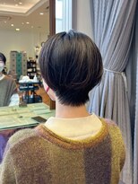 ビュートリアム 梅田(BEAUTRIUM)&nbsp;耳かけショート/丸み/前髪/ミニボブ/ショートボブ/梅田/茶屋町