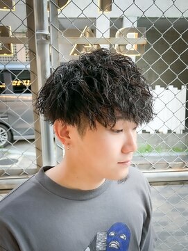 フジヤマ バーバー ショップ(FUJIYAMA BARBER SHOP) ツイストスパイラルマッシュ【八木翔太】