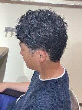 ラテ 上尾(Latte) ツーブロ+ランダムパーマ