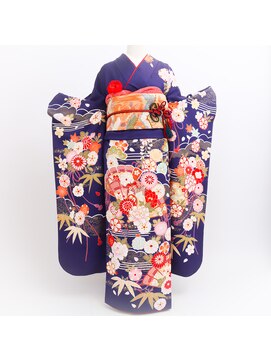 キモノクイーン(KIMONO QUEEN) 振袖レンタル￥55,000成人式価格(1/1～1/31) ￥110,000/No.381