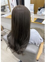 ルプラ アンテ(le-pla Ante) オリーブ強めだけど柔らかいカラー!