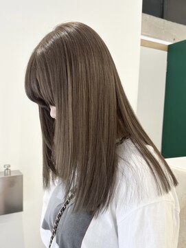 エム(M) 【ブリーチなし】オリーブベージュ/ミディアム/淀屋橋