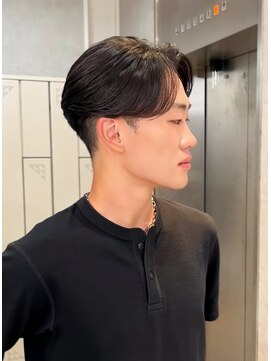 ジーナ 天神(Zina) 【Zina】メンズ/韓国/センターパート/縮毛矯正/福岡/天神/大名