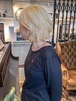 トレンチ(TRENCH) 【 TSUJI 】ダブルカラー ケアブリーチ 抜きっぱなし ハイトーン