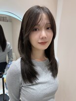 ロエ(LOE)&nbsp;レイヤーカット×ブルーグレージュ