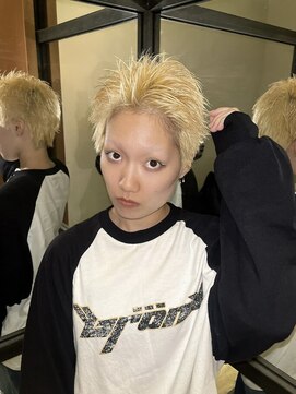 リー 梅田(Lee) Minato/レディース/スパイキーショート/ハイトーン/ケアブリーチ