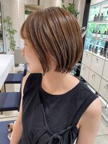 ステア ケース(stair case)&nbsp;大人ショート/ショートボブ/白髪ぼかしハイライト/銀座/武蔵小杉