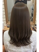 ヘアメイク フレンシア(hair make flencia)&nbsp;透明感ベージュの上品ロングレイヤー【349スタイル】
