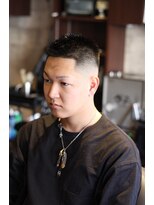 キングスマントーキョー カットクラブ 中野(KINGSMAN TOKYO CUTCLUB)&nbsp;ニュアンスパーマ/ツイストスパイラル/フェード[中野/MEN'S]