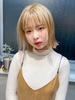 テトヘアー(teto hair)&nbsp;ブロンドミルクティベージュボブ切りっぱなしハイトーンブリーチ