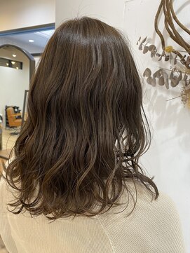 マド ヘア(mado hair) こっくりアッシュブラウン