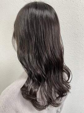 ジェナ(Jena) ダークトーンなラベンダーグレージュ