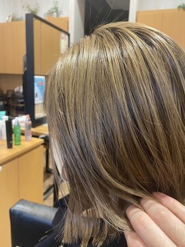 フレンズ 山鼻店(friend's) シャドールーツバレイヤージュ