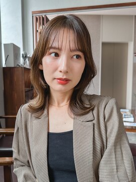 ジョエミバイアンアミ(joemi by Un ami) ★くびレイヤーエモージュ前髪薄めバング小顔カット大人ガーリー