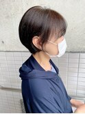 もみあげが可愛すぎるショートヘア!