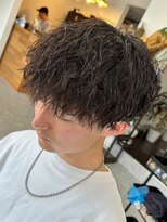 フゥ 宇都宮(FeU)&nbsp;波巻きスパイラルパーマツイストパーマメンズマッシュパーマ