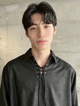 スクリーン(SCREEN) スペインカール/スパイキーショート/フェザーパーマ/三宮/元町