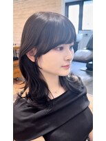 ラグーン 原宿 表参道(LAGOON)&nbsp;流し前髪/前髪カット/顔まわりレイヤー/くびれレイヤー/おくれ毛