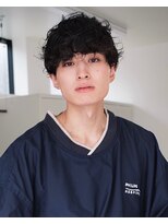 ウィットサークル(wit circle)&nbsp;ラフな空気感がお洒落なメンズスパイラルパーマ