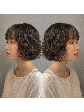 ヨムニノクチ(YOMUニノ口) ミルクティーベージュ/ダーク ブルー/橿原/新ノロ