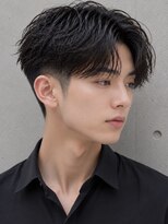 インブルーム(In Bloom)&nbsp;フェザーパーマ ニュアンスパーマ 刈り上げ フェードカット 20代