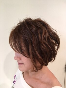 ラ チョッカ 幕張本郷店(la ciocca) ショートボブ