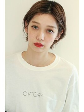 オーバイトーリ(OVTORY) 抜け感のある伸ばしかけフレンチ